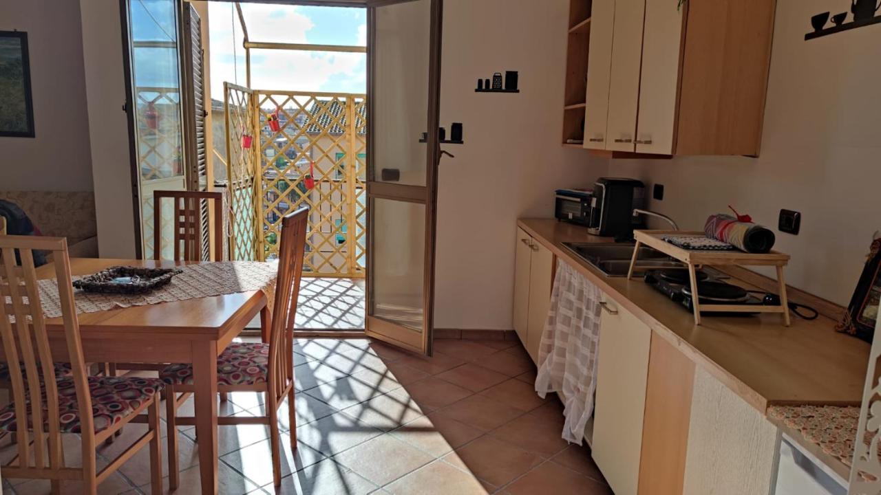 La Casa Nel Villaggio Acilia Exterior photo